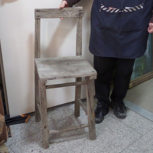 낡은 빈티지 의자/옛날의자/엔틱의자/낡은의자/근대사